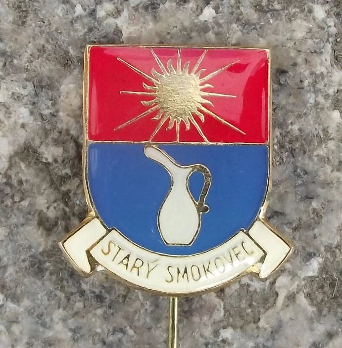 Vintage Starý Smokovec Slovakia Tatra Mountains Jug Pin Badge