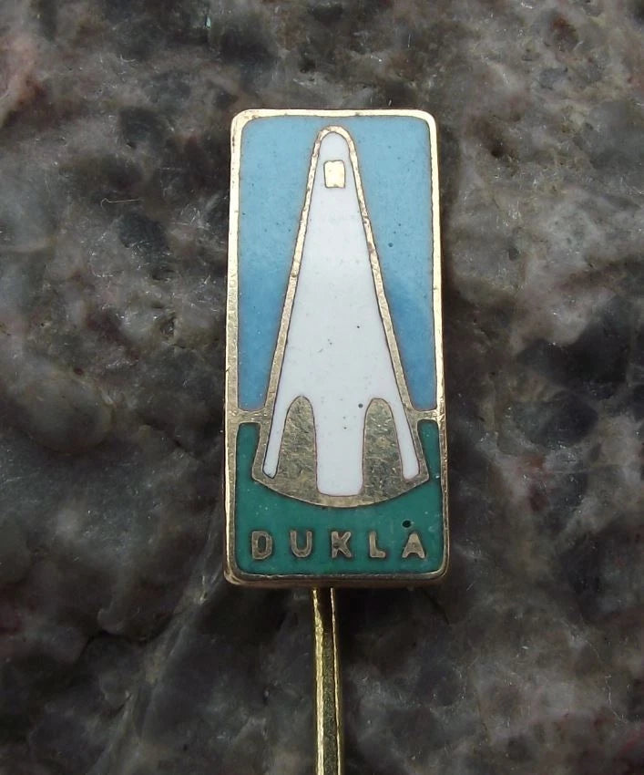 Dukla Pass WW2 Monument World War 2 European Liberation Battle Tourist Pin Badge