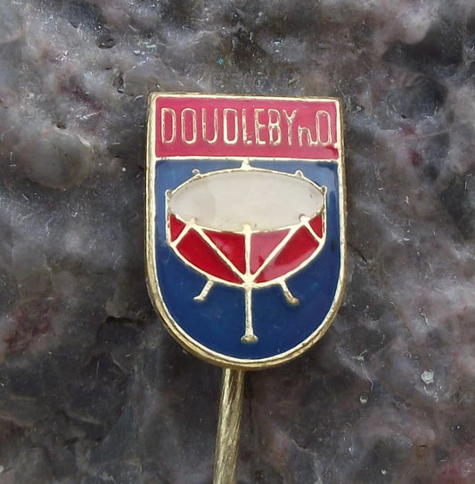 Vintage Doudleby nad Orlicí Drum Heraldic Crest Coat of Arms Pin Badge