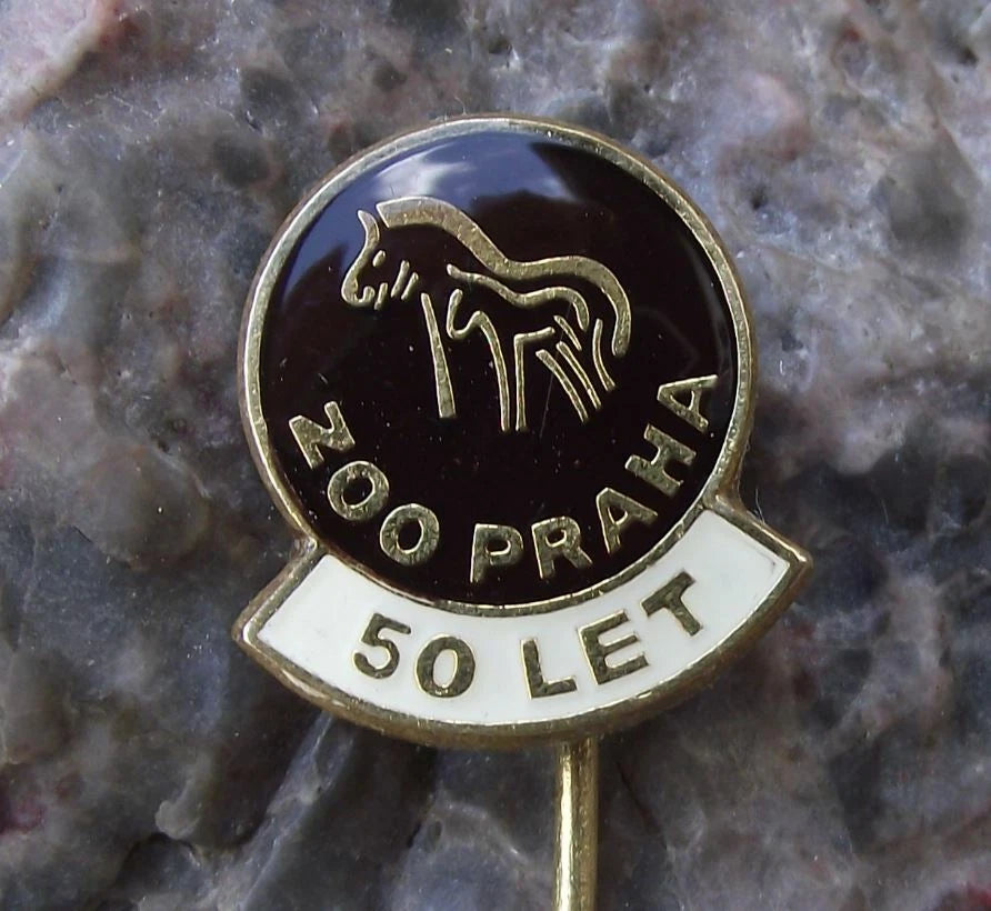 1981 Prague Zoo Czech Przewalski Mongolian Wild Horse 50th Anniversary Pin Badge