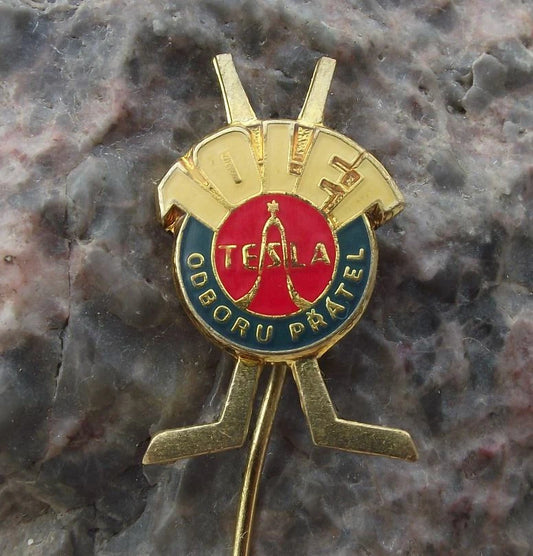 1970 Tesla Pardubice Czech Ice Hockey Team Club 10th Anniversary Pin Badge