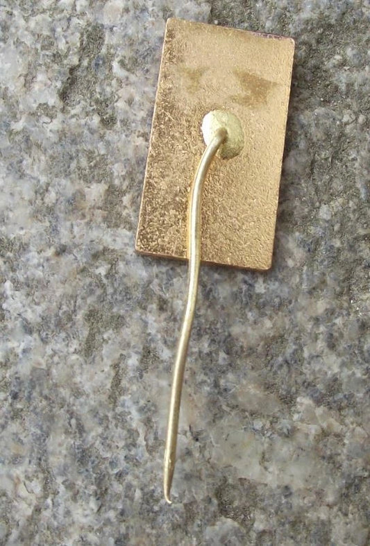 1980 Moscow Olympic Games USSR Soviet Union Red Enamel Pin Badge