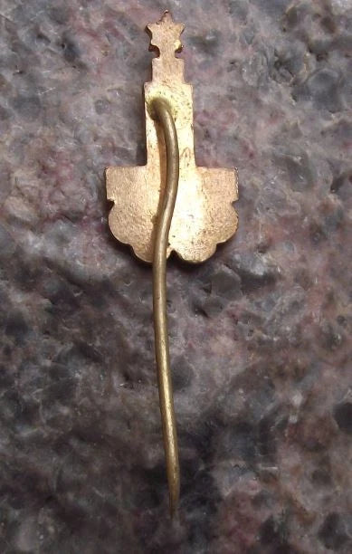 1980 Moscow Olympic Games USSR Soviet Union Sports Tower Logo Pin Badge