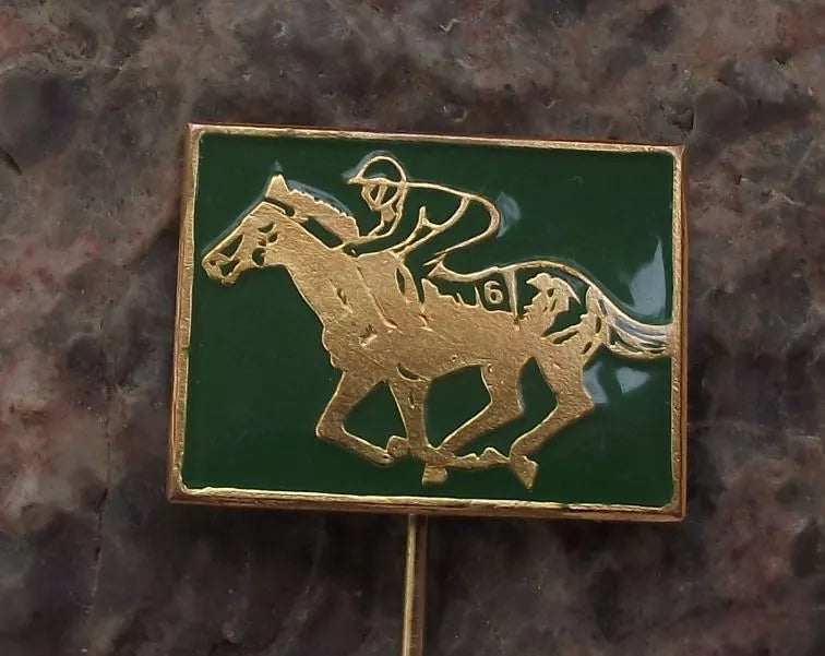 Vintage Jockey & Racing Horse Galloping Running Race Pin Badge