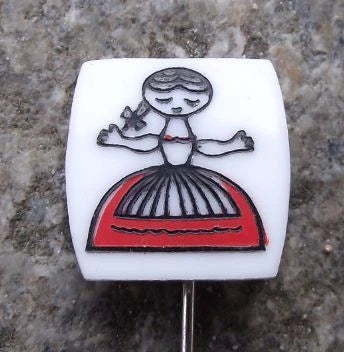 Vintage Vecernicek Czech Cultural Icon Rumcajs Wife Manka Cartoon Pin Badge